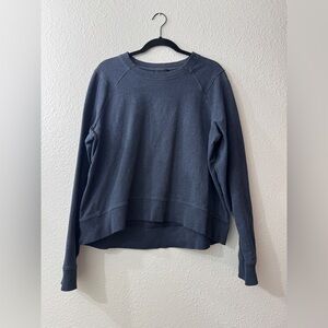 lululemon athletica | hi low crewneck blue women xl 12